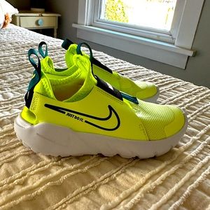Kids neon Nike sneakers. Never worn Size 12